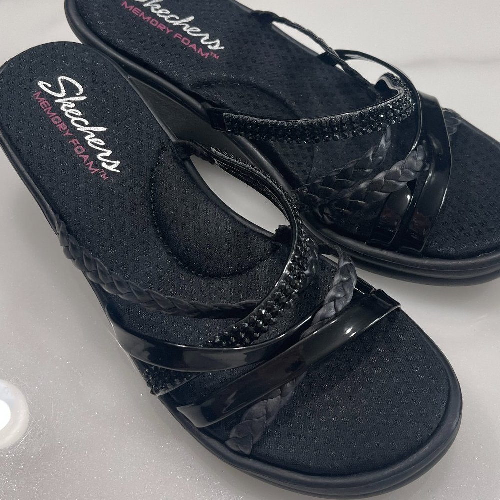 Skechers NWOT Rumblers Wild Child Strappy Wedge Slide Sandals Woman's Size 6